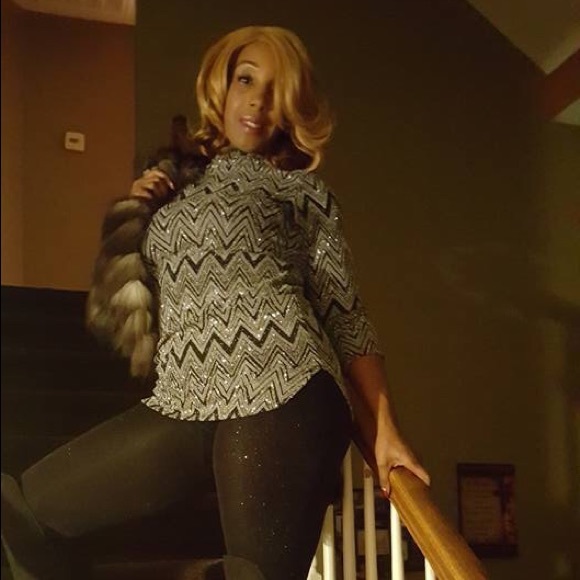 Meet your Posher, Taneka - Picture 2 of 2